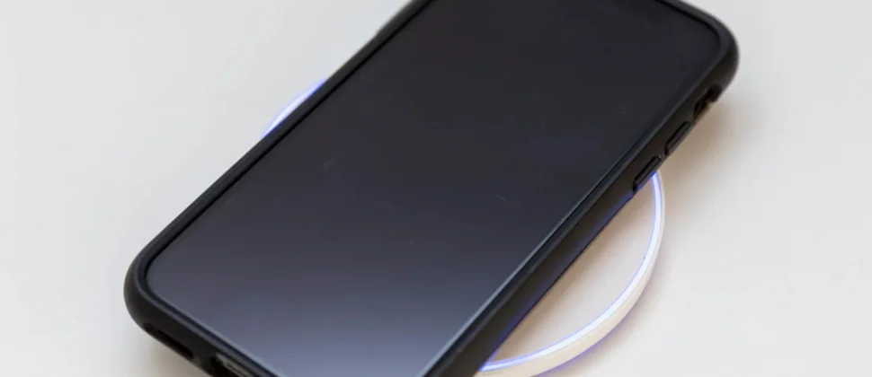 Mophie, RavPower und Belkin: Wir sagen Ihnen, welches kabellose Ladegerät besser ist